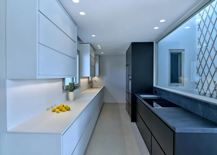 别墅 Walk To Naousa, 5Br Pool Villa,Villa Yagha *