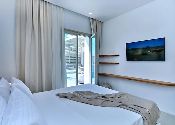 Walk To Naousa, 5Br Pool Villa,Villa Yagha 别墅