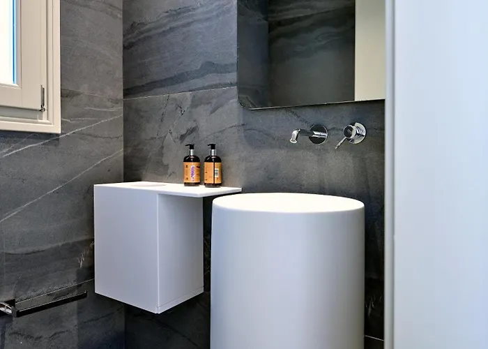 别墅 Walk To Naousa, 5Br Pool Villa,Villa Yagha