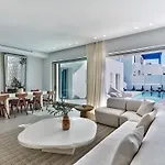 Walk To Naousa, 5br Pool Villa,villa Yagha Вилла *