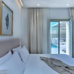 Вилла Walk To Naousa, 5br Pool Villa,villa Yagha Науса